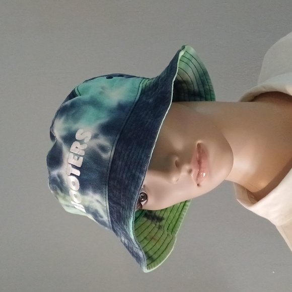 Hooters tie dye canvas bucket hat OS - Picture 2 of 12